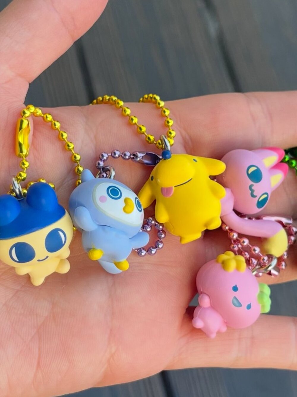 Authentic Bandai Tamagotchi: Nyorotch Tamagochi